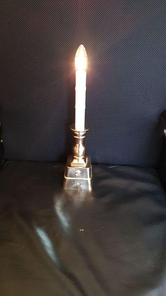 Preview of the first image of Beautiful LED candle light with timer (Two actually) - ME5.