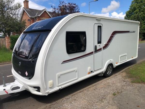 Image 3 of 2017 SWIFT CHALLENGER 580 ALDE,FIXED ISLAND BED,STUNNING CON