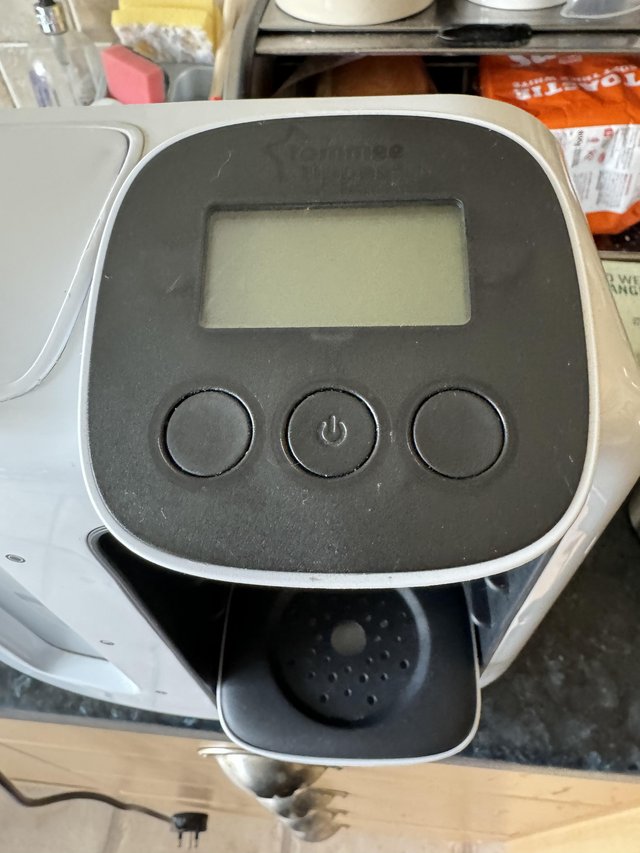 Preview of the first image of Tommee Tippee White Perfect Prep machine.