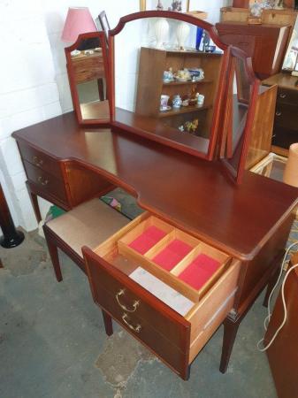 Image 3 of Dressing table with cushioned stool