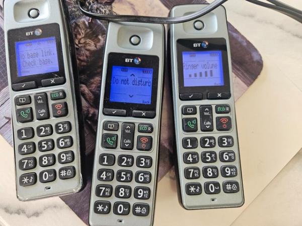 Image 3 of BT 2500 DECT Landline phones with answerphone