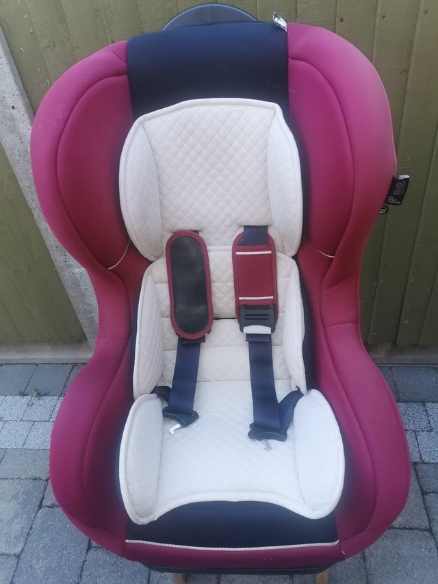 Preview of the first image of Mothercare Madrid Car Seat Group 0+/1.