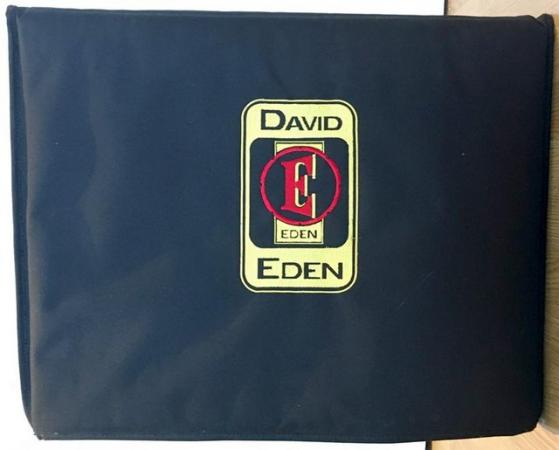 Image 2 of EDEN D210-XST BASS CABINET OFFICIAL PADDED COVER, VGC