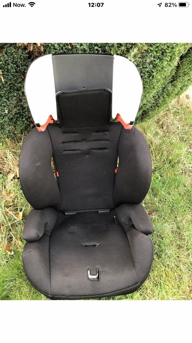 Preview of the first image of Child Car Seat 4 to 12 years old.