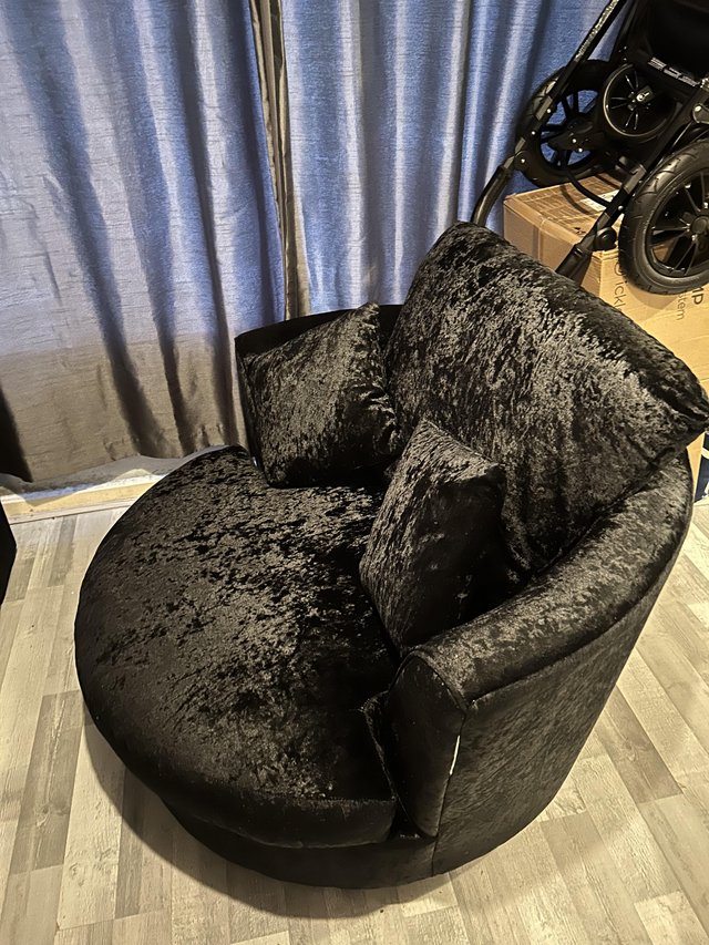 Preview of the first image of Black crushed velvet 3seater sofa and cuddle chair.