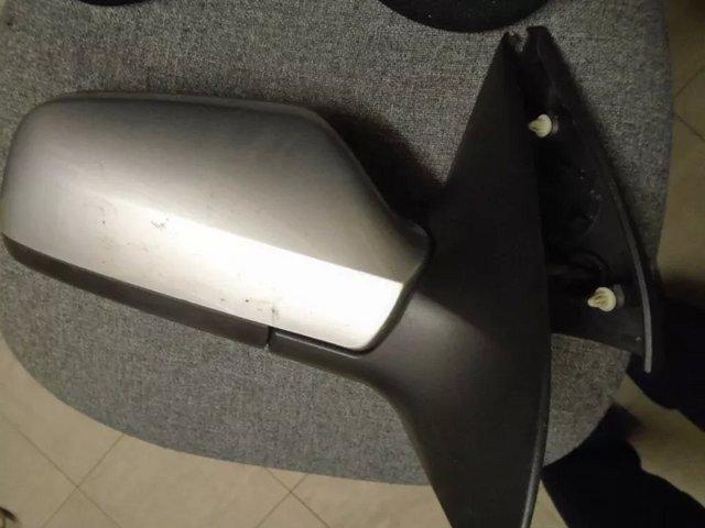Preview of the first image of Vauxhall astra door mirrors left and right used.