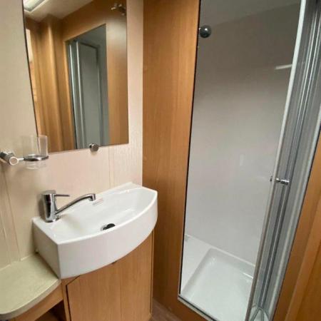 Image 18 of Compass Omega 574, 2014 4 Berth Caravn *Single Beds*