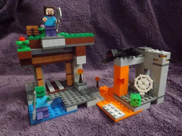 Image 2 of Lego Minecraft The Abandoned Mine