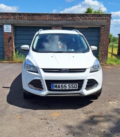 Image 2 of Ford kuga 20152.0tdi white