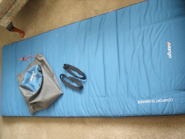 Preview of the first image of Vango Comfort 10 Grande self inflating mattress mats..