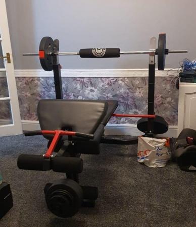 Image 1 of Weight bench and sit up