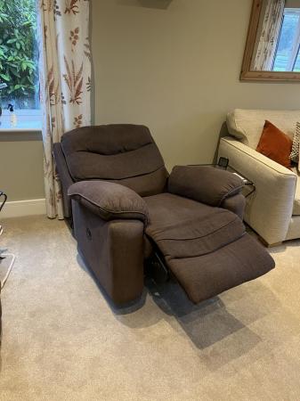 Image 2 of Lazy boy 2 piece suite armchair and 2 seater sofa in brown