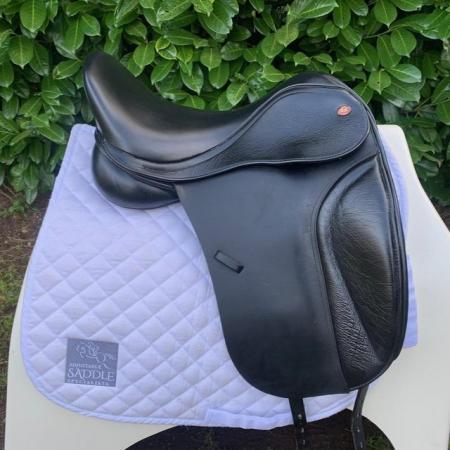 Image 6 of Kent & Masters 17” S-Series High Wither Dressage  Moveable