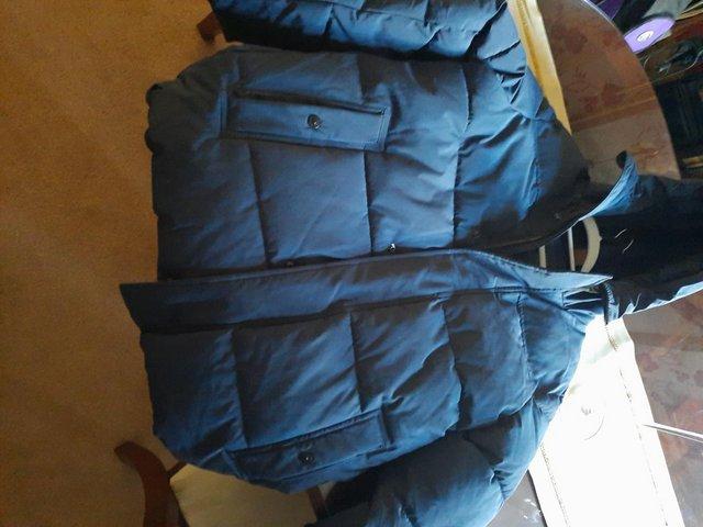 Preview of the first image of Men's M&S THERMOWARMTH BLUE COAT SIZE (LARGE).