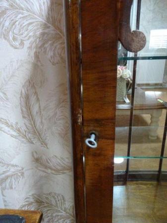 Image 3 of DISPLAY CABINET-OLD-WITH LOCKABLE DOOR-MIRROR BACK
