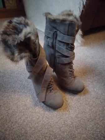 Image 2 of Ladies faux fur grey ankle boots size 39