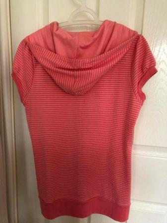 Image 2 of Short sleeved, hooded top by Dorothy Perkins.