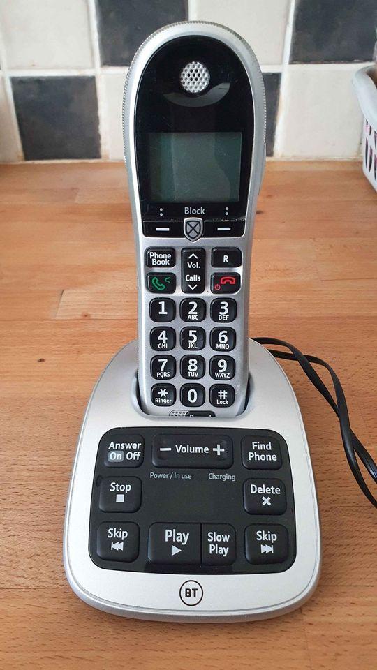 Preview of the first image of BT 4600 Big Button landline digital cordless answer phone.