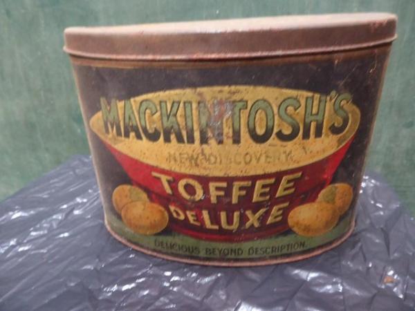 Image 2 of Mackintosh's Toffee Deluxe tin box