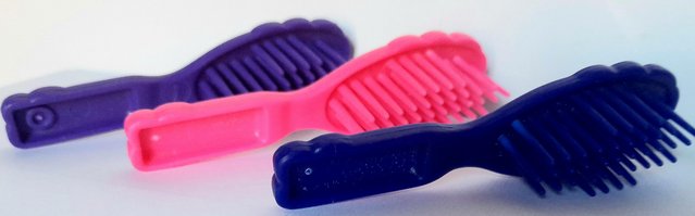 Image 3 of BARBIE ACCESSORY SET OF 4 COMB/MIRROR BRUSHES