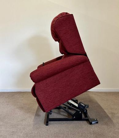 Image 10 of PETITE LUXURY ELECTRIC RISER RECLINER RED CHAIR CAN DELIVER