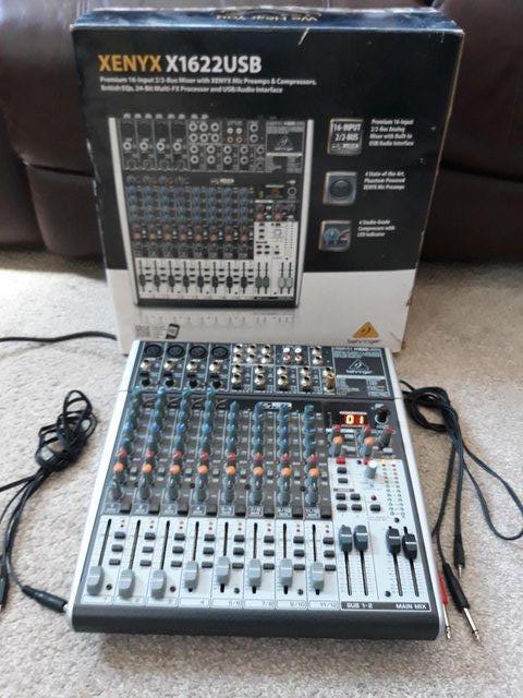 Preview of the first image of Behringer mixer Xenyx X1622USB.