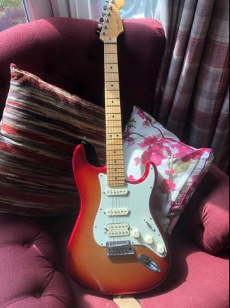 Image 3 of American Fender Stratocaster Deluxe