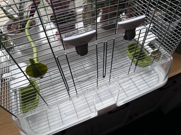 Image 1 of Vision bird cage great condition