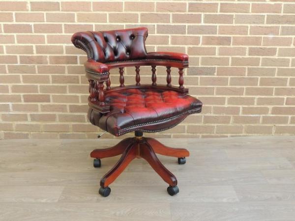 Image 7 of Chesterfield Traditional Ox Blood Chair (UK Delivery)