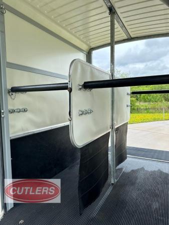 Image 14 of Ifor Williams HB506 Horse Trailer MK2 Black 2014 PX Welcome