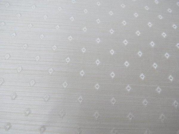 Image 1 of Fabric remnant Silky effect fabric with small motif