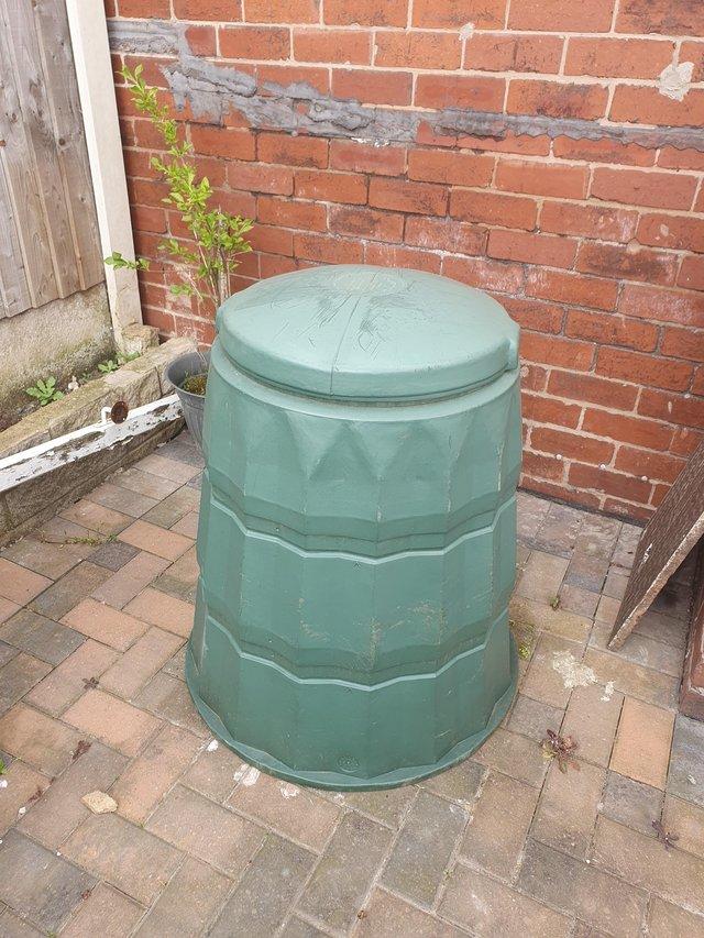 Preview of the first image of compost bin Composter - Any Offers Will Be Considered.