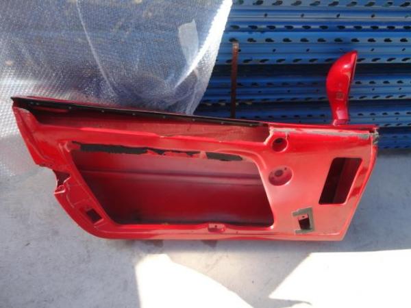 Image 1 of Left door for Ferrari F40