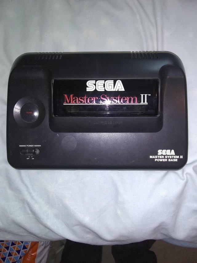 Preview of the first image of Sega master system 2 and games.