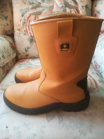 Image 2 of Mens size 10  all leather tan wellingtons