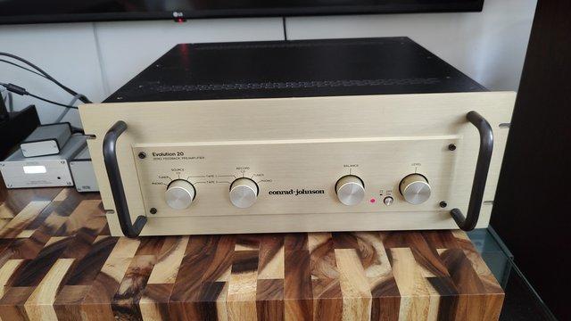 Preview of the first image of Conrad-Johnson Evolution 20 Vacuum-Tube Preamplifier.