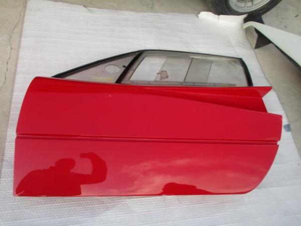 Image 2 of Lh door Ferrari F40 with sliding glass