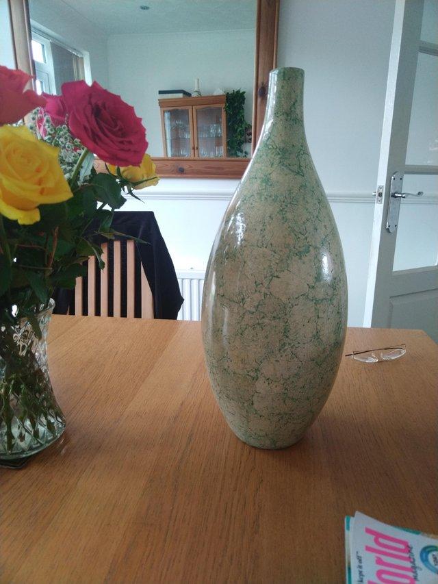 Preview of the first image of Vase, crackled look, green colour, excellent condition.