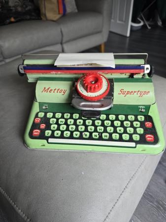 Image 3 of Mettoy supertype typewriter