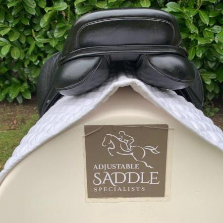 Image 19 of Kent And Masters 17 inch Cob saddle