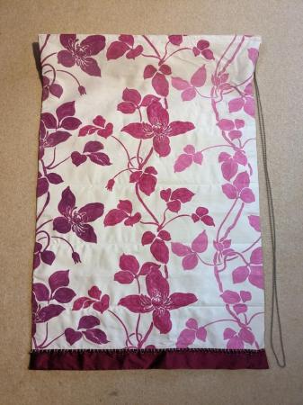 Image 2 of Beautiful DESIGNER GUILD Roman Blind Pink Floral with Satin