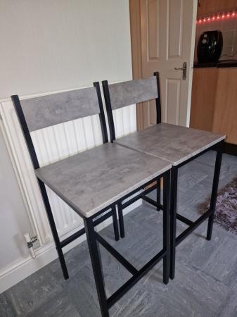 Image 3 of Dining glass table and two chairs plus 2 bar stools