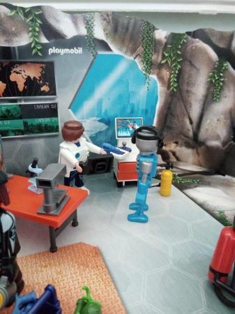 Image 3 of Playmobil Top Agents secret hide out