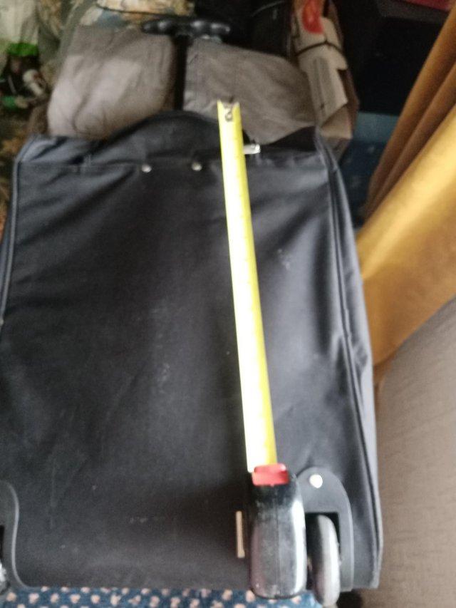 Preview of the first image of Brand New Travel bag,Hand pull and wheels , retractable hand.