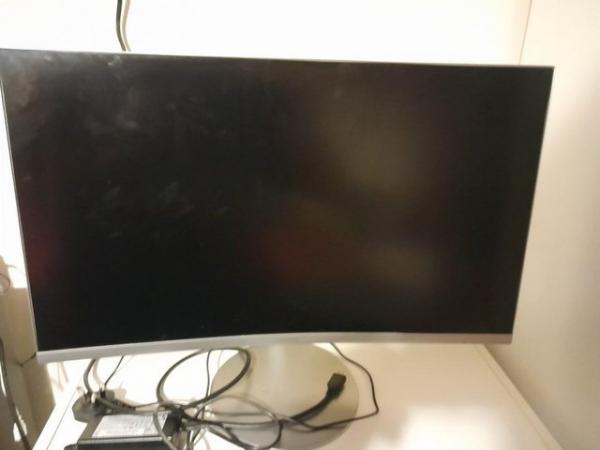 Image 1 of Sansung Curved 27ins monitor