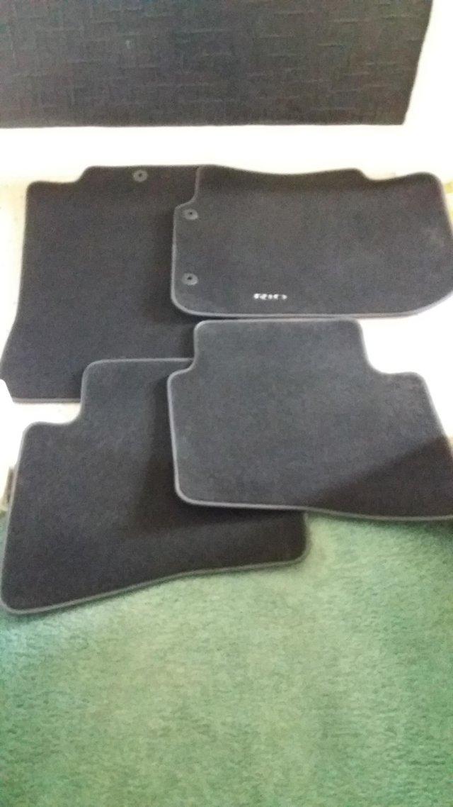 Preview of the first image of Kia Rio Car Mats Full Set Excellent Condition.