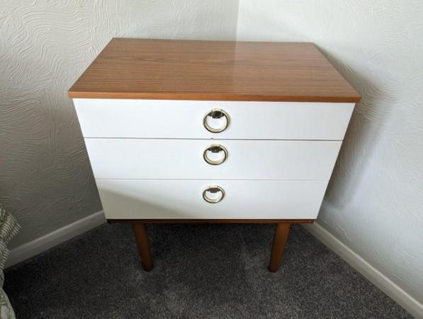 Image 2 of Two chests of drawers/bedside tables