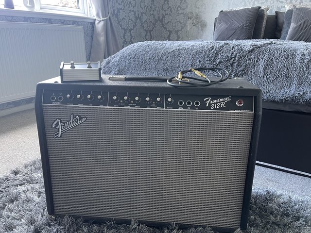 Preview of the first image of FENDER 212R GUITAR AMP 100W.