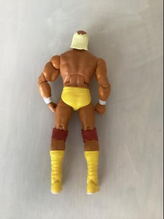 Image 2 of Hulk Hogan elite 96 mattel wwe figure