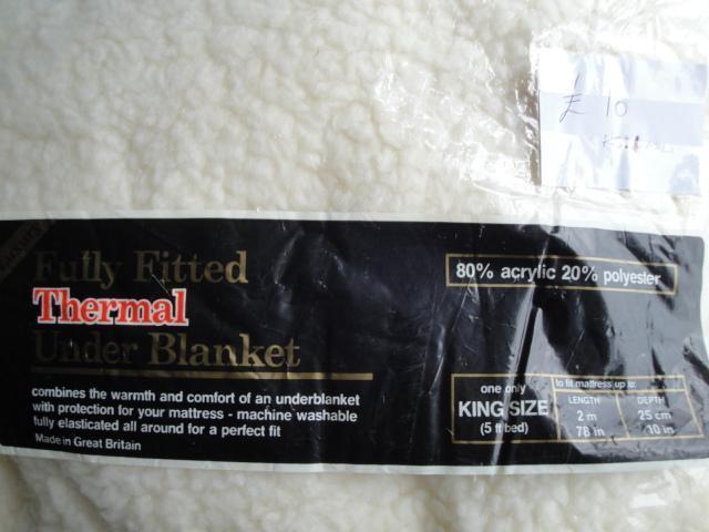 Preview of the first image of Kingsize Fully FittedThermal Under Blanket. New..